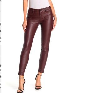 BLANK NYC NWOT faux leather pants burgundy Medium Rise Skinny Ankle Size 25